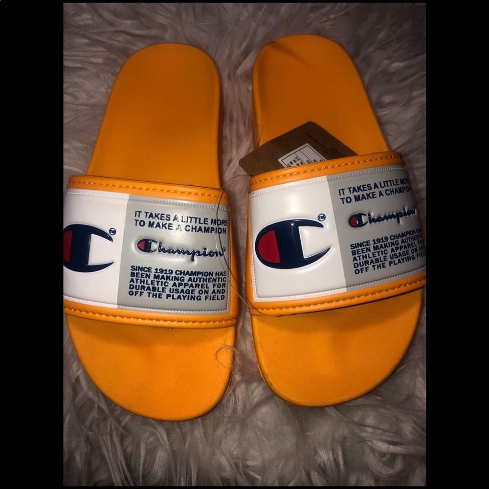 ⭐️ Champion Yellow Slides ⭐️